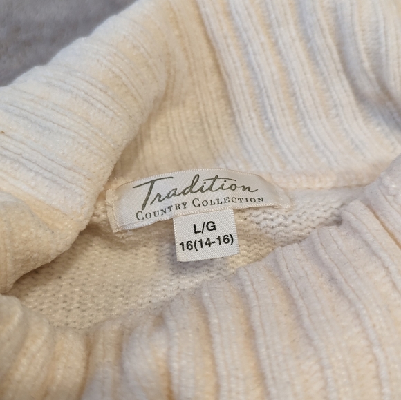 Tradition cream cowlneck sweater L - Picture 4 of 9